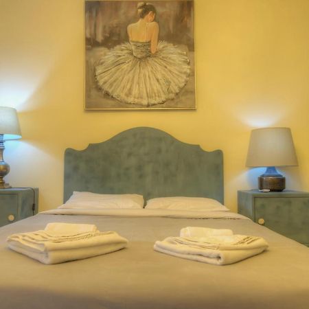 Large And Bright Apartment In The City Centre Goslm-2 Sliema Luaran gambar