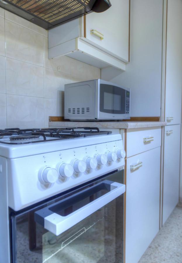 Large And Bright Apartment In The City Centre Goslm-2 Sliema Luaran gambar